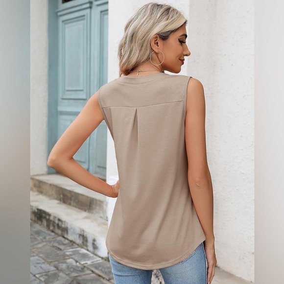 Romanstii Women's Tan Sleeveless Top - Picture 2 of 13